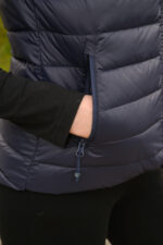 Ženski Brezrokavnik MAC-IN-A-SAC Alpine Down Gilet navy/modra - slika 6